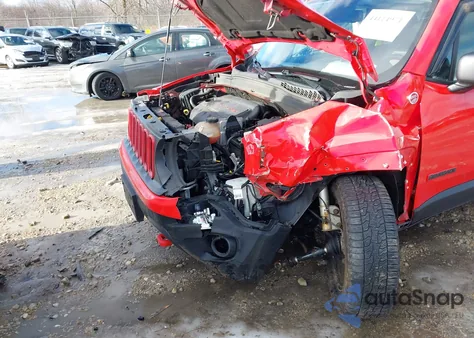 2017 Jeep Renegade Trailhawk 4X4 z USA, uszkodzony, nr VIN ZACCJBCB3HPG35707